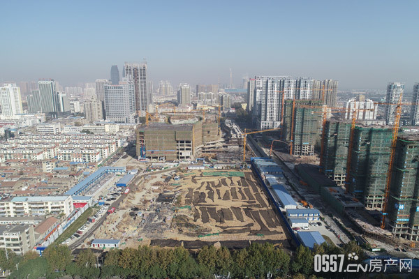新二中广场项目地最新实景航拍